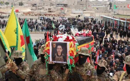 Şehîd Ehmed Efrîn hat oxirkirin