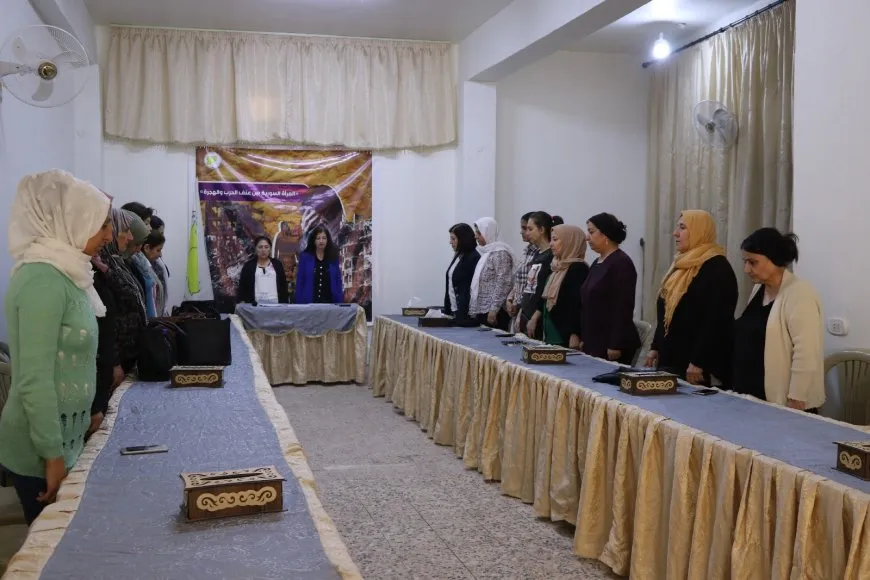Jinan bandorên şer û koçberiyê vegotin