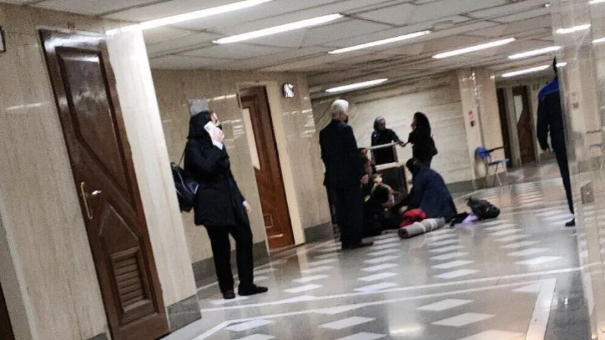 Xwendekarek jin Li Zaningeha Azad ya Îranê rastî êrîşê hat