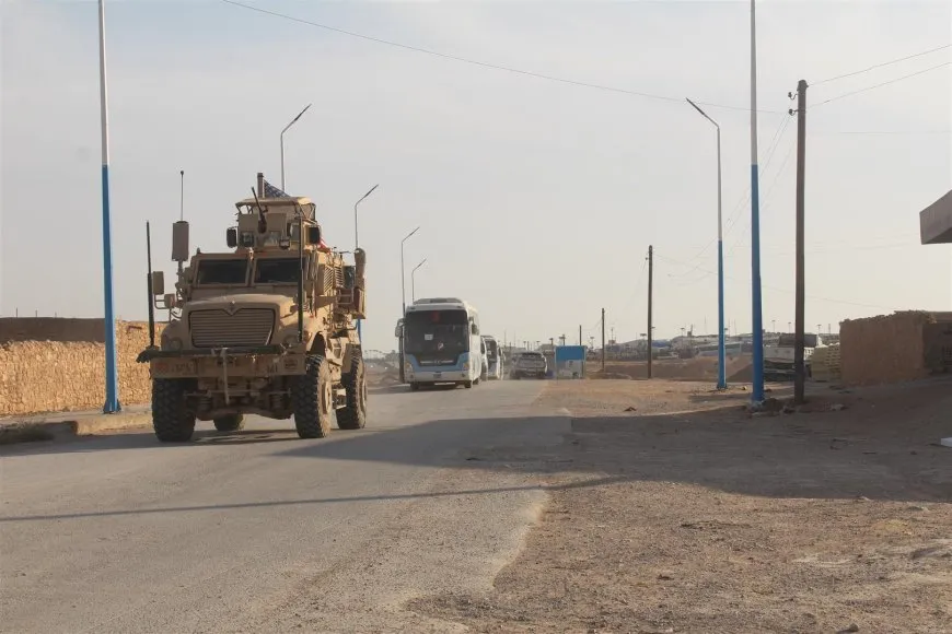 Beşeke nû ya penaberên Iraqî ji kampa Holê derket
