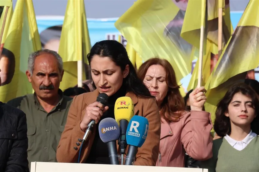 ′Ne ji fikra Rêbertî bûya me projeya xwe ya demokratîk pêk nedianî′