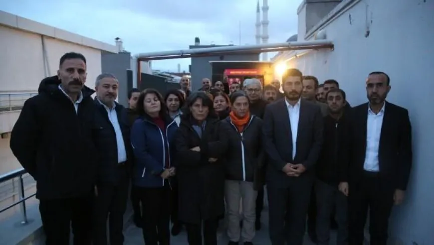 Meşvanên azadiyê bi israr in: Çi dibe bila bibe em ê biçin Gemlîkê