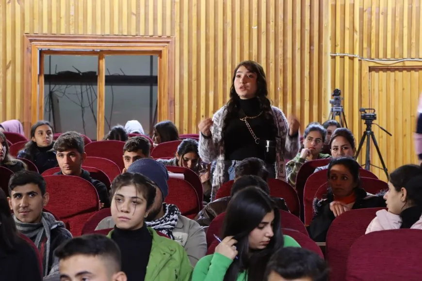 Li Zanîngeha Rojava semînera 25’ê Mijdarê