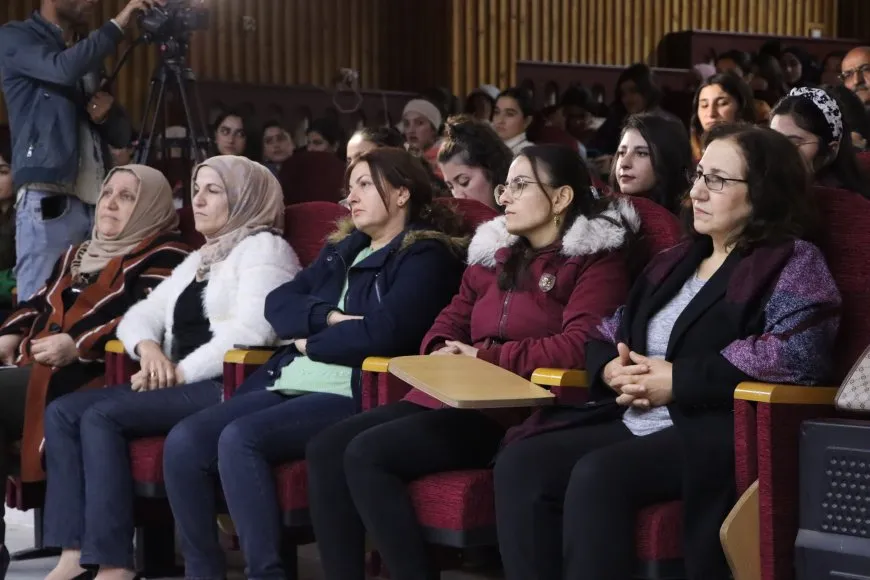 Li Zanîngeha Rojava semînera 25’ê Mijdarê