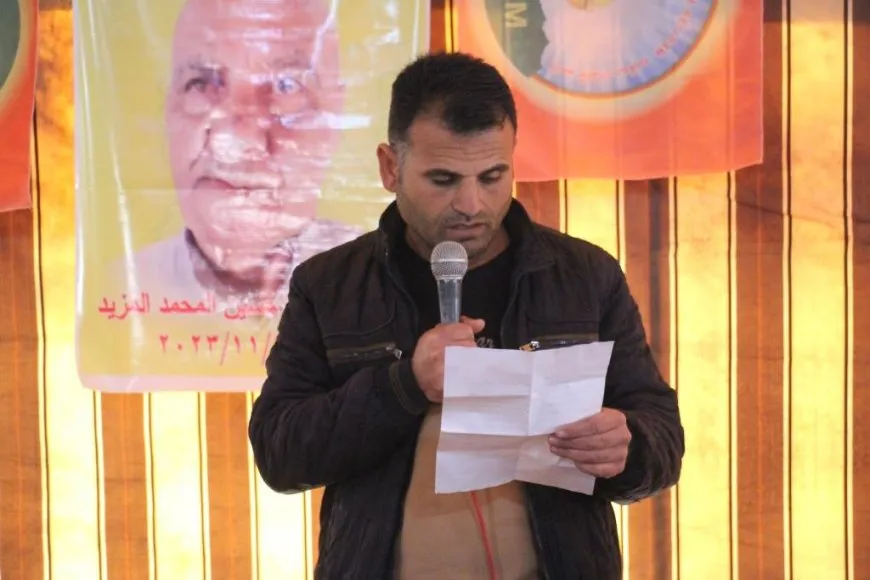 Xelkê Minbicê sersaxî da malbata şehîd Mihemed El Mezyed