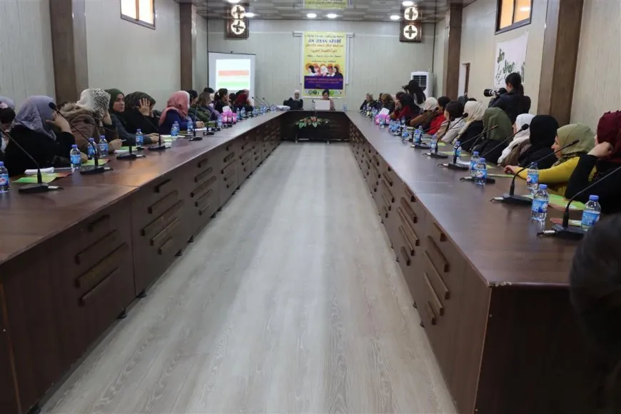 Jin rêbazên rêgirtina li tundiyê nîqaş dikin