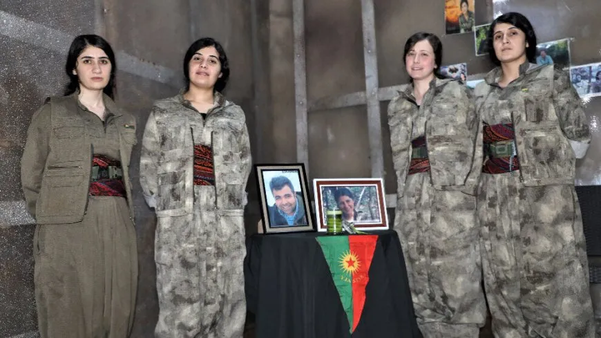 “Em bi têkoşîna xwe li ber tundiye radibin”