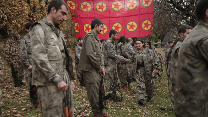 Gerîlayên HPG û YJA Starê 45’ mîn  salvegera PKK'ê pîroz kir