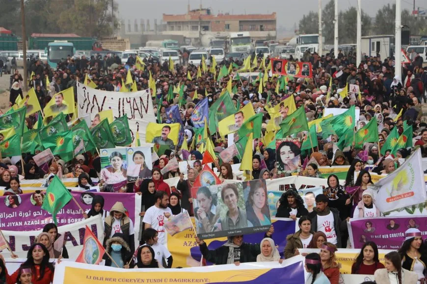 Di roja têkoşîna li dijî tundiyê de girseyên gel û jinan banga azadiya jinan kir