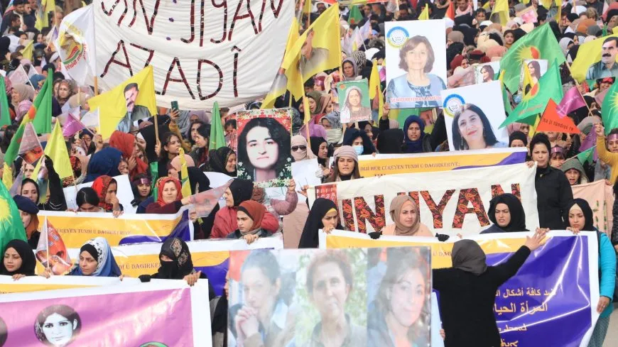 Di roja têkoşîna li dijî tundiyê de girseyên gel û jinan banga azadiya jinan kir