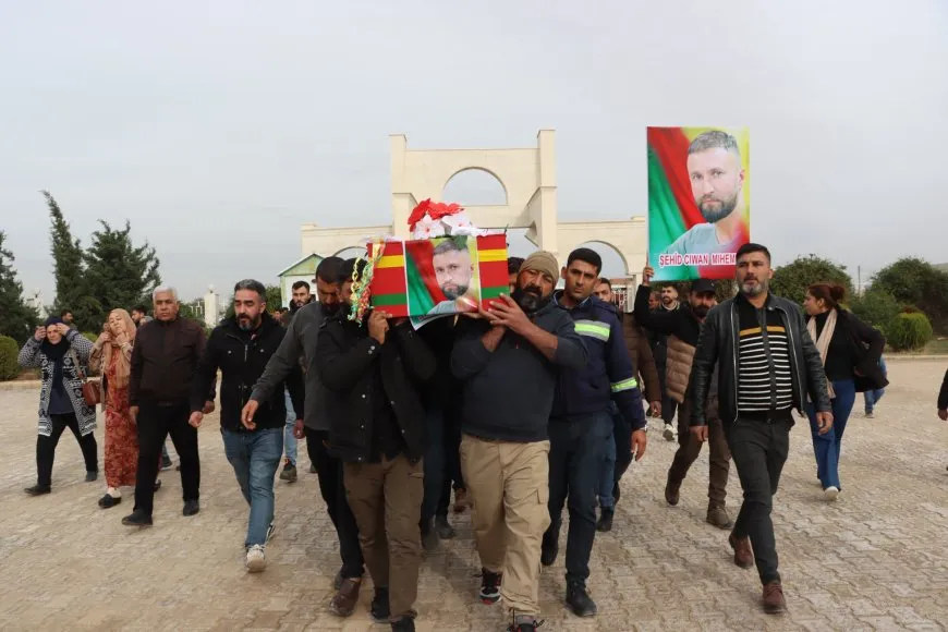 Şehîd Ciwan bi merasîmekê hat oxirkirin