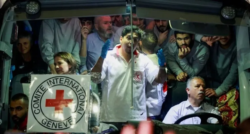 Agirbesta Hemas-Îsraîlê: Îsraîlê lîsteya dîlgirtiyên bên berdan wergirt