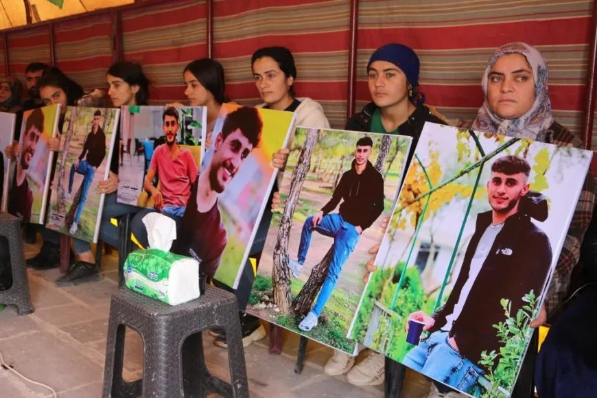 Xelkê Kobanê sersaxî da malbatên şehîd Mehmûd Kobanê û Milîtan Kobanê