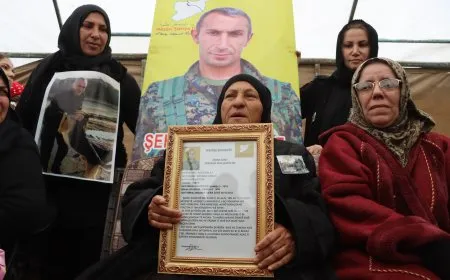 Dayika şehîd Ronî Welat: Ez bi şehadeta kurê xwe serbilind im