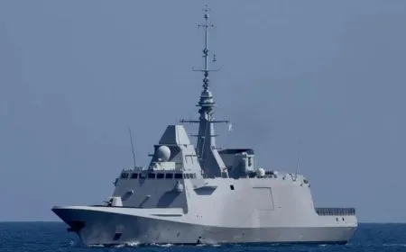 Fransa li Deryaya Sor 2 dron xistin xwarê