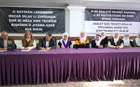 Li Stenbolê li dijî tecrîdê li Îmraliyê Nobeta Edaletê dest pê kir