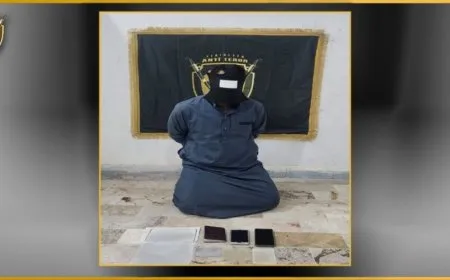 Li Reqayê serçeteyekî DAIŞ’ê hat girtin