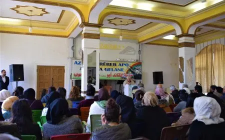 Têkildarî berxwedana Rêber Abdullah Ocalan çalakiyeke hunerî