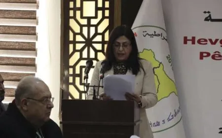 Emîne Omer: Bêyî gelê Sûriyeyê û biryarên navneteweyî çareserî ne pêkan e