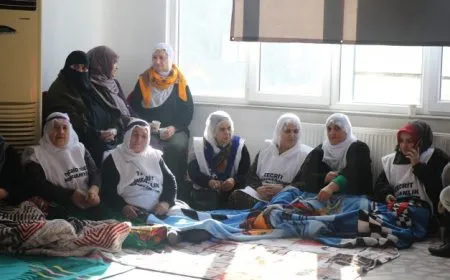 Xwişka Mazlûm Dogan: Divê em li cihê xwe nesekinin