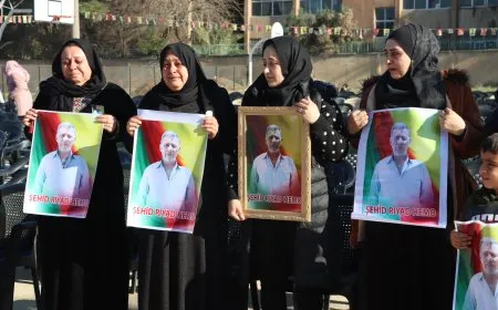 Malbatên 6 şehîdên êrişên dawîn: ′Netewe bi fedakariya şehîdan tên avakirin′