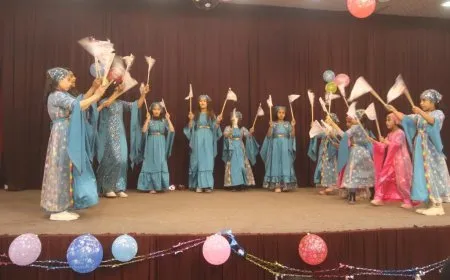 Desteya Kar û Barên Şehîdan zarokên şehîdan xelat kirin