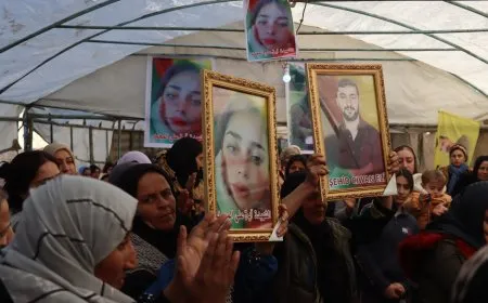 Xelkê Qamişlo sersaxî da malbatên şehîd Ciwan Elî û Aya Mihemed