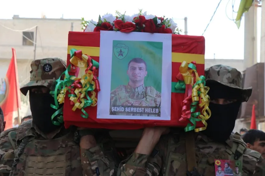 ‘Ger ez mîna hevalê xwe şehîd bibim, tu yê bi şehadeta min serbilind bî’
