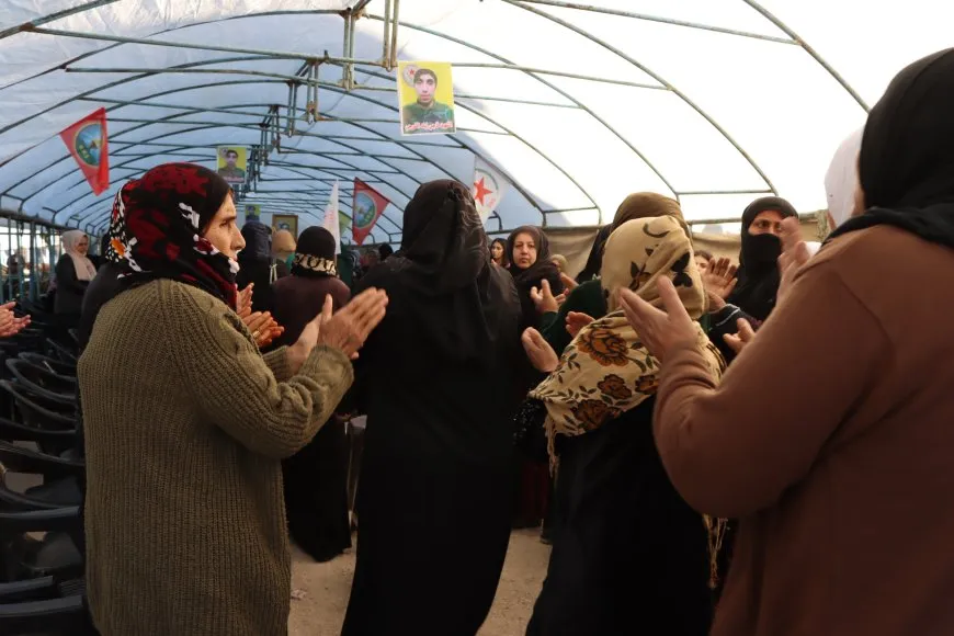 Sersaxî ji malbata şehîd Nacî El Şercî re hate xwestin