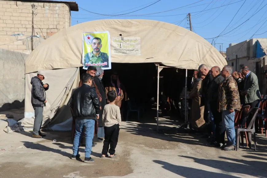Xelkê Hesekê sersaxî da malbatên şehîd Amir Silêman û Emar El Hewan