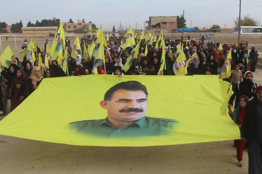 Gel ji bo wergirtina agahiyan ji Rêber Abdullah Ocalan li qadan e