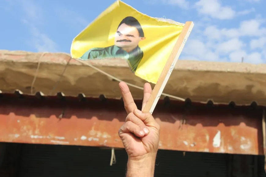 Gel ji bo wergirtina agahiyan ji Rêber Abdullah Ocalan li qadan e
