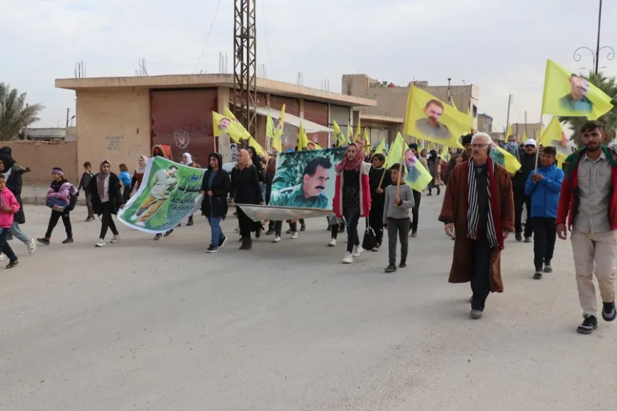Em deyndarên Rêbertî ne, mafê me ye rewşa wî nas bikin′