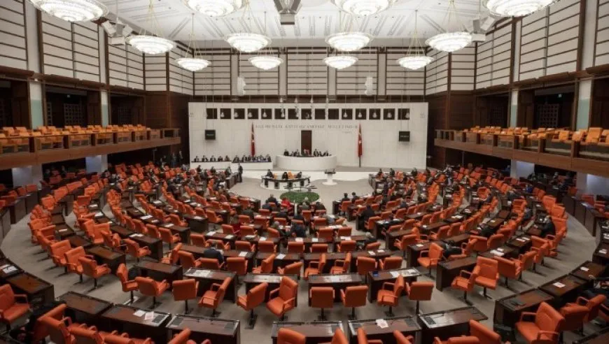 Komîsyona Mafên Mirovan bersiva Îmraliyê da HEDEP’ê