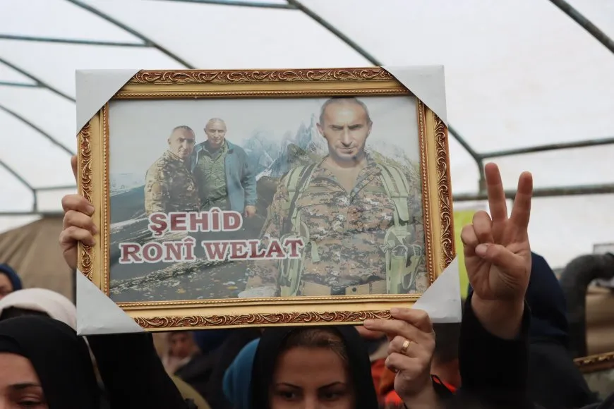 Di merasîmê sersaxiyê yê şehîd Ronî Welat de soza tolhildanê