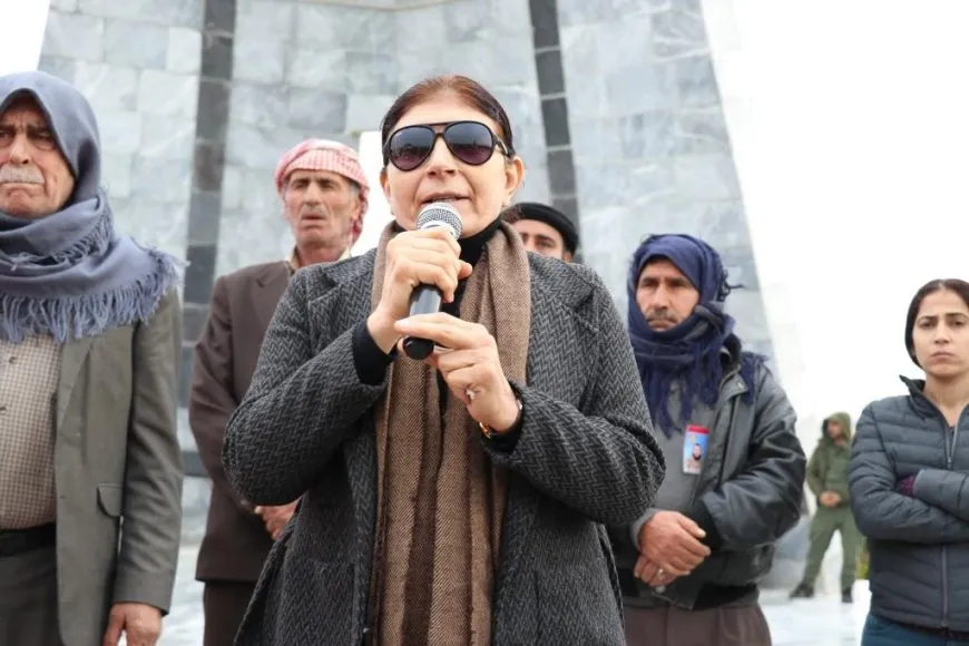 Şêniyên herêma Firatê şehîd Ciwan Kobanê oxir kir