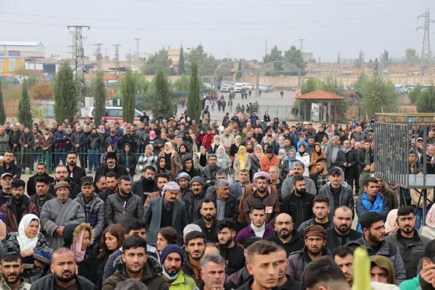 Şêniyên herêma Firatê şehîd Ciwan Kobanê oxir kir