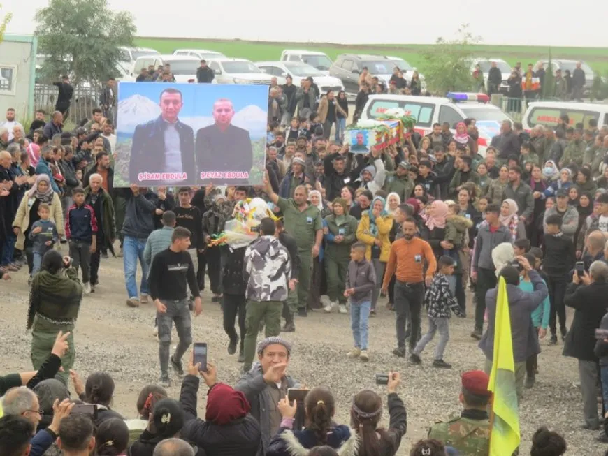 Şêniyên Qamişloyê cenazeyê şehîd Ayaz Ebdullah oxir kir