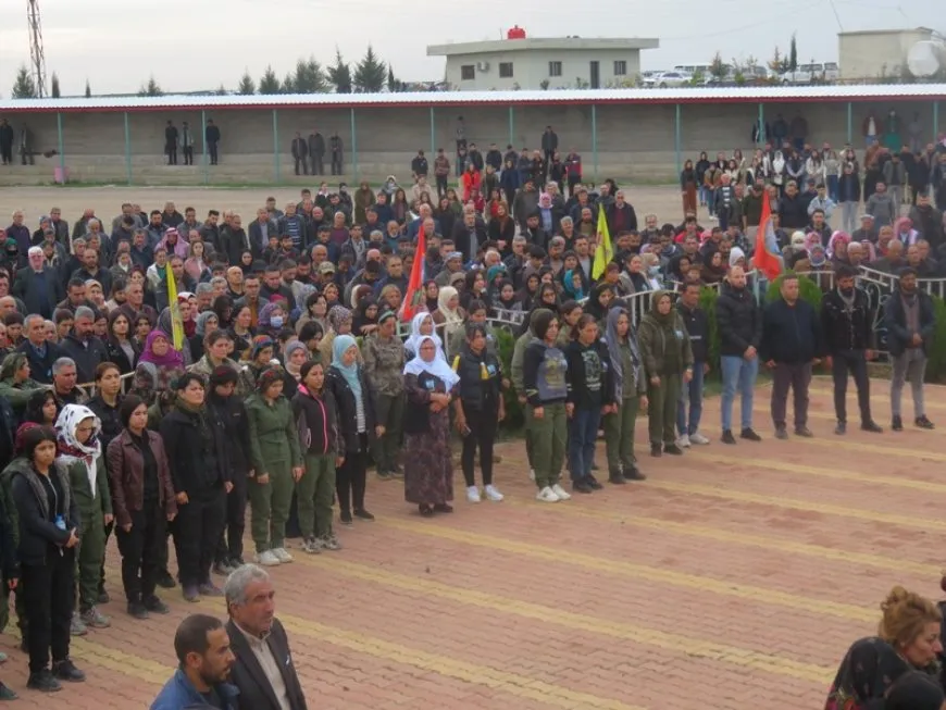 Şêniyên Qamişloyê cenazeyê şehîd Ayaz Ebdullah oxir kir