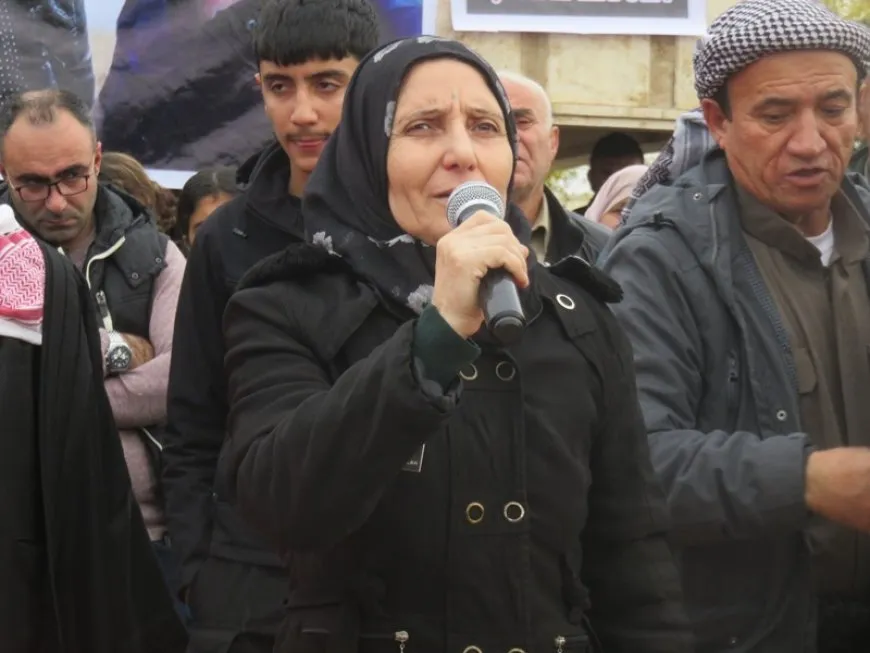 Şêniyên Qamişloyê cenazeyê şehîd Ayaz Ebdullah oxir kir