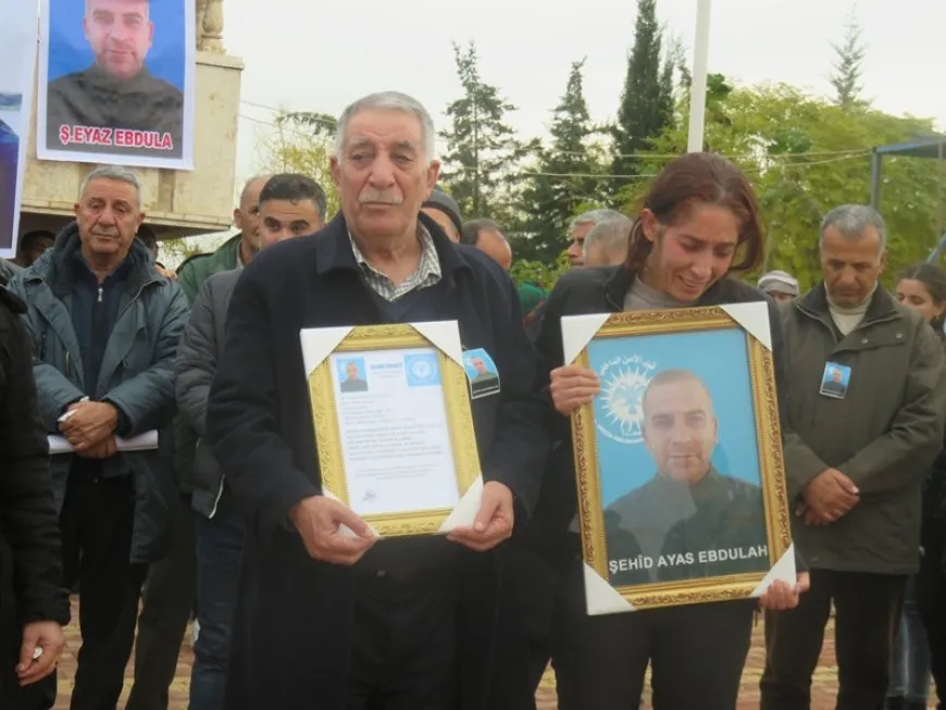Şêniyên Qamişloyê cenazeyê şehîd Ayaz Ebdullah oxir kir