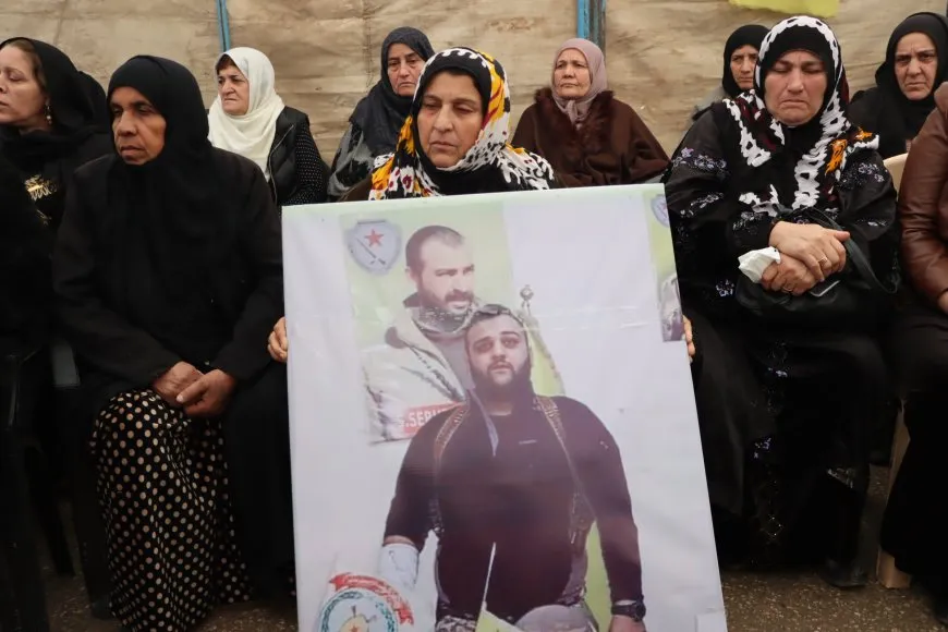 Sersaxî ji malbata şehîd Çiya Qamişlo hat xwestin