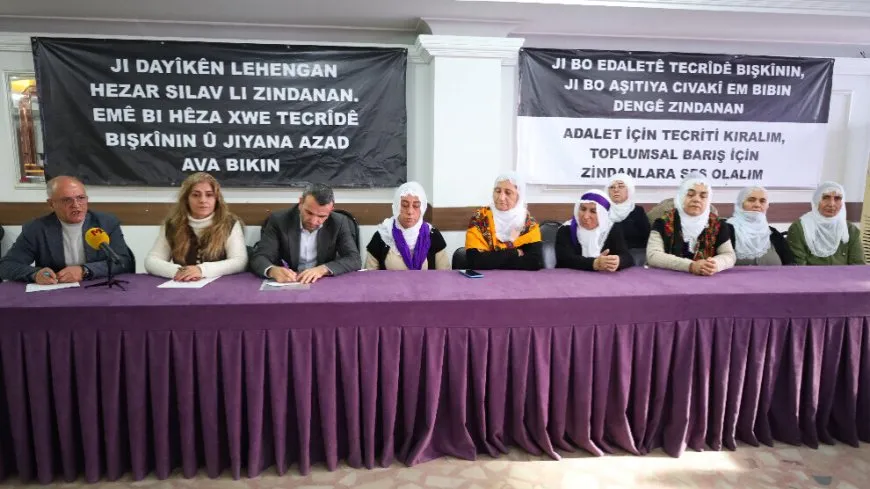  Li Stenbolê li dijî tecrîdê li Îmraliyê Nobeta Edaletê dest pê kir