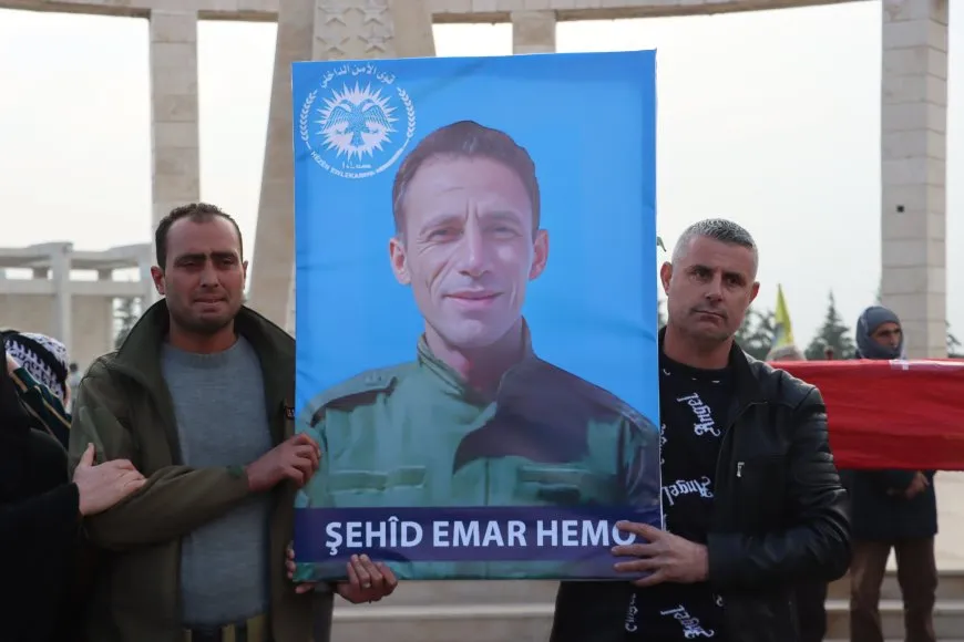 Cenazeyê şehîd Emar Hemo hat veşartin