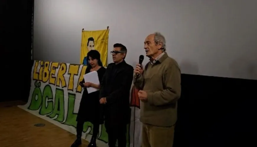 Pirtûkên Rêber Abdullah Ocalan li Swîsreyê tên xwendin