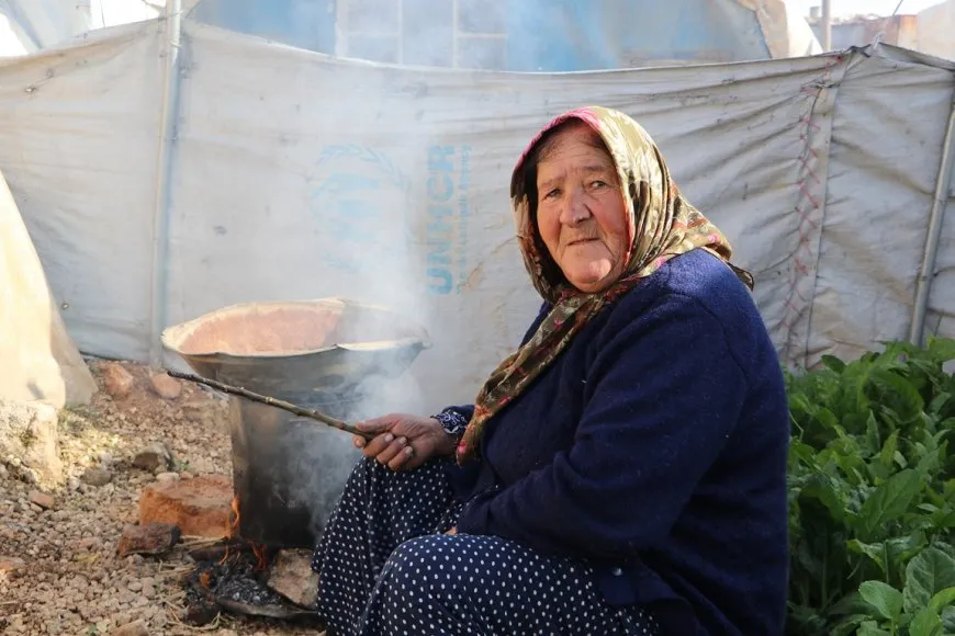 Jinên li Kampa Berxwedan: Bi siyaseta dorpêçê em nayên xapandin