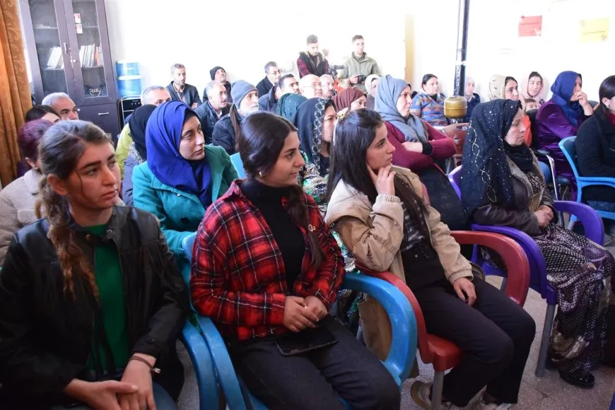 Kongreya Îslama Demokratîk der barê hişbirê de semînerek da