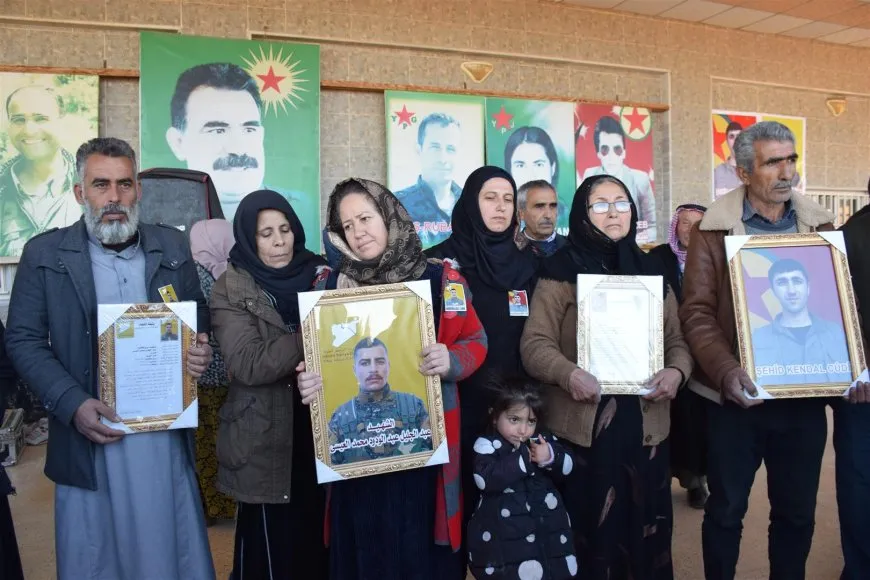 Şêniyên Dirbêsiyê cenazeyê şervanê QSD`ê Egîd Serêkaniyê spart axê