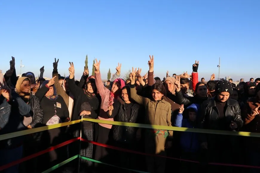 Cenazeyê şehîd Karker Efrîn li Şehbayê hat oxirkirin