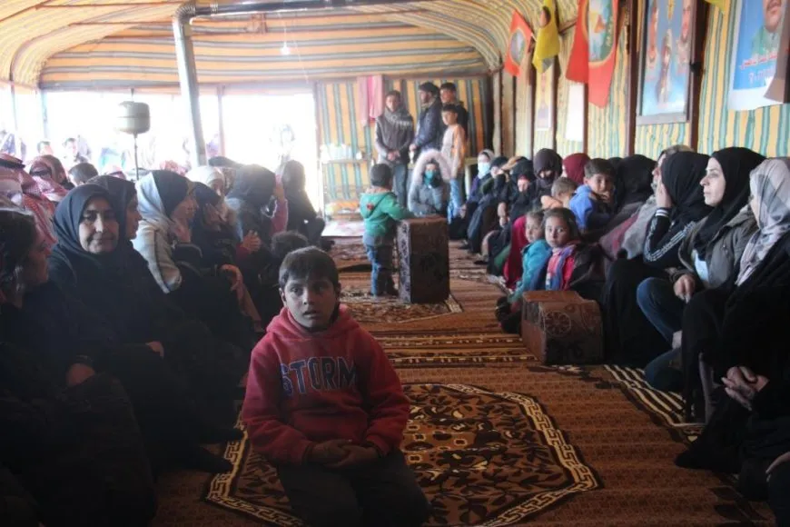 Xelkê Minbicê sersaxî da malbata şehîd Ferec El Nasir
